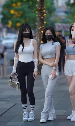 唯美街拍 NO.1092 极品瑜伽裤美女 (1) [72P]