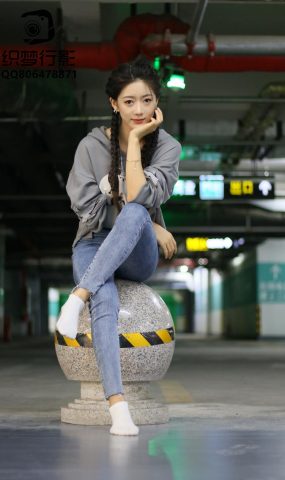 [织梦映像]NO.026 地下车库-光影交错的人生[250P]