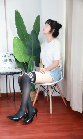 三禾摄影 NO.011 牛仔热裤 高跟 过膝袜[227P]