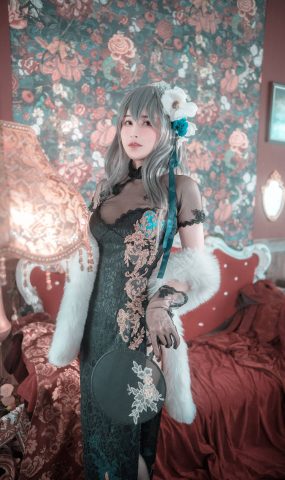 鹿八岁 – 碧蓝航线 路易九世[9P]