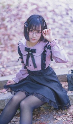 lunananya – 黑丝地雷妹[26P]