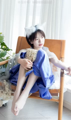 [BoBoSocks袜啵啵]NO.722 小甜豆-高跟鞋、油亮薄白丝、裸足[137P]