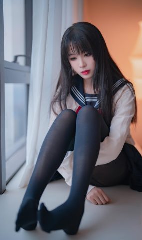 轩萧學姐 – 黑丝JK 2.0[39P]