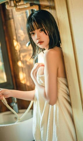 桜桃喵  – 果夏[24P]