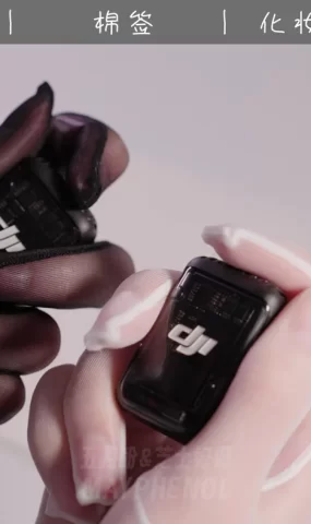 芝士好椰  – 赛博摸头 写画 掏耳 刷头 剪发 泡泡纸[20P]