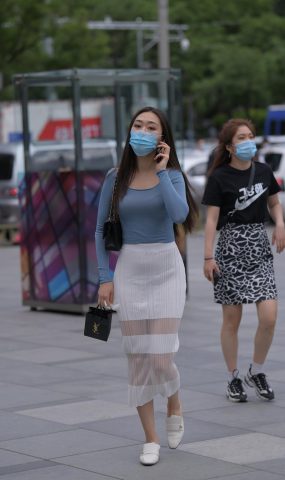 精选街拍作品 NO.1566 红石街拍作品 – 蓝色姓感[34P]