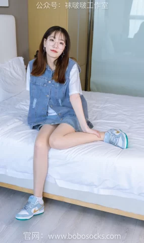 [BoBoSocks袜啵啵]NO.123 小甜豆-板鞋、白棉袜、肉丝[140P]