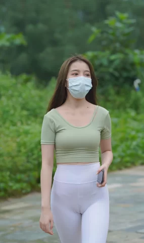 唯美街拍 NO.1069  白色仅身瑜伽裤美女 (5) [65P]