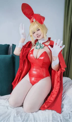 阿半今天很开心 – FGO 尼禄圣诞节[71P]