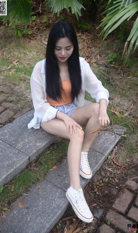 只糖棉袜 NO.360 文文 – 夏天的梦 [144P]