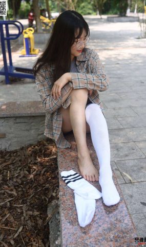 只糖棉袜 NO.374 潘潘 – 风和日暖 [82P]