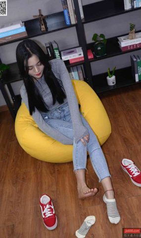 [只糖棉袜]NO.149 文文 轻拾月光，听风声缱绻[229P]