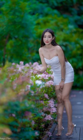 唯美街拍 NO.017吳小葵 純白小禮服涼高美腿 [34P]