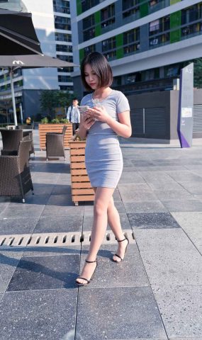 唯美街拍 NO.186 在商业广场看哈哈镜的包臀裙肉丝萌宝儿 2 [96P]