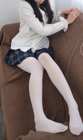 森萝财团写真 有料 NO.018 出镜：吸吸[71P]