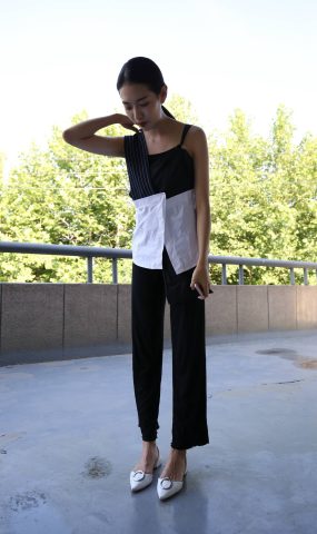 大西瓜爱牙膏-早期作品-Z3-2 裤妹短丝 [221P]