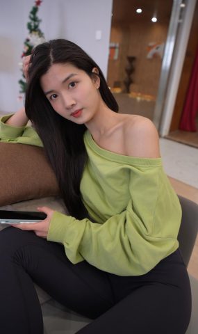 唯美街拍 NO.1109 绿衣女孩 (8) [84P]