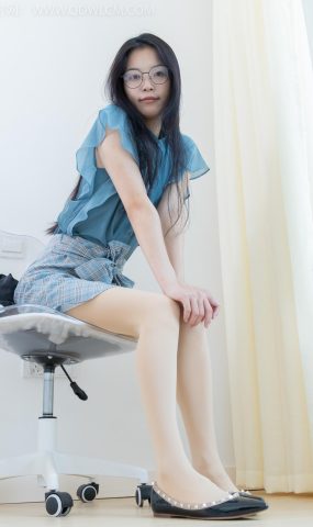 勿恋传媒 NO.2172 茯苓-未尽的故事[100P]