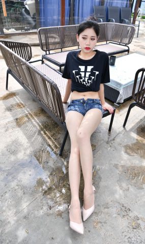 魔镜街拍 NO.144 户外热裤凉高美女 [88P]