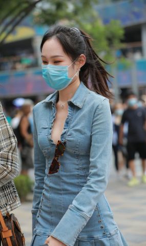 魔镜街拍 NO.147 长腿小解解 [80P]