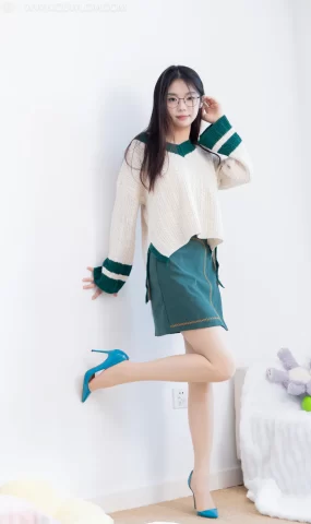 勿恋传媒 NO.2635 青提-高跟凉鞋、薄肉丝、裸足[150P]