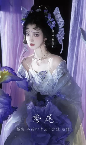 [YITUYU艺图语]2023.02.24 鸢尾 ble[19+1P]