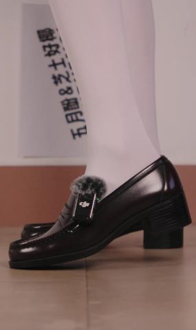 芝士好椰  – 当你把麦克风夹在至服鞋上 Haruta[20P]