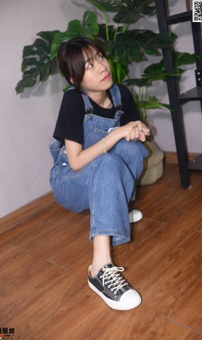 只糖棉袜 NO.413 懒懒 – 满心欢喜 [176P]