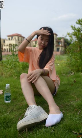 只糖棉袜 NO.433 小语 – 与夏天的拥抱 [77P]