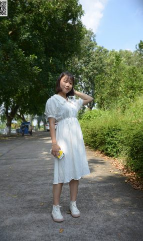 只糖棉袜 NO.483 双双 – 花季雨季 [76P]