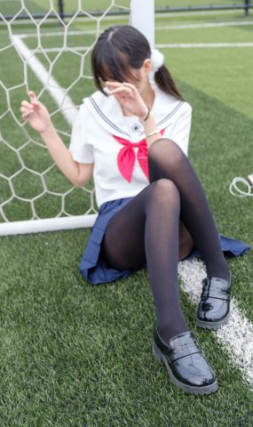 喵写真 VOL.009 球场上的黑丝校服
