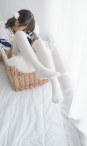 喵写真 VOL.005 可爱熊女孩白丝