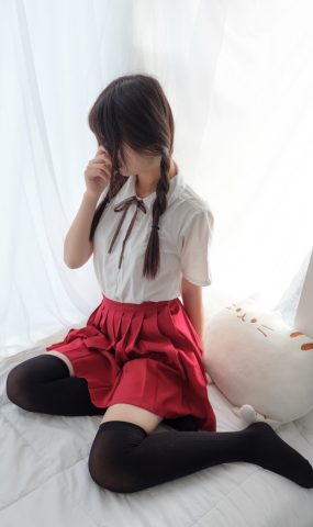 喵写真 VOL.013 红裙黑丝