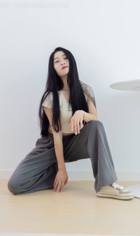 勿恋传媒 NO.1826 绒绒-漫天飞雪[150P]