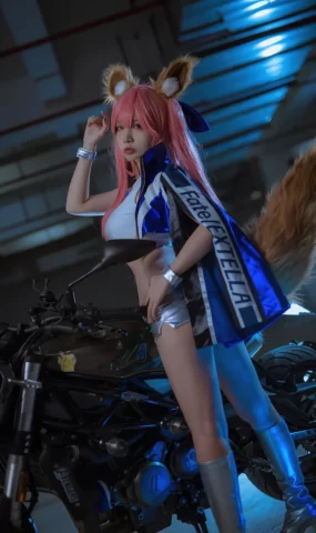 二佐Nisa – FGO 玉藻前赛车服[30P]