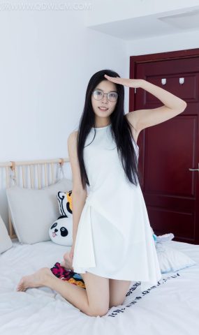 勿恋传媒 NO.2320 茯苓-凉鞋、薄肉丝、裸足、皮筋绑脚以及挠脚心剧情[128P]