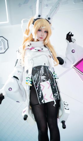 焖焖碳 – 交错战线 莉普斯[18P]