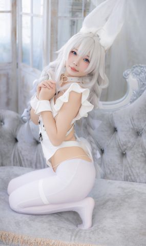 十万珍吱伏特  – 碧蓝航线 恶毒[108P]