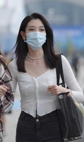 唯美街拍 NO.1110 紧牛美女3 [42P]