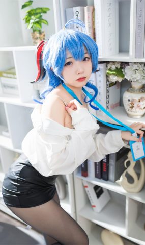 花铃 – 甘雨秘书OL[65P]