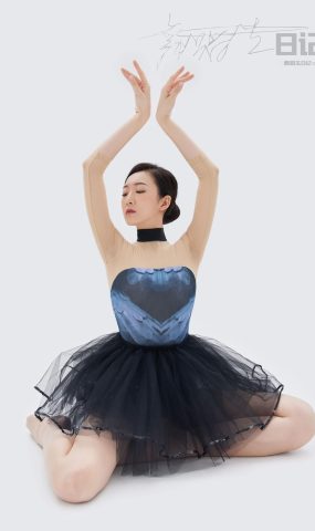 舞蹈生日记 2022.01.26 No.087 咚咚2 [33P]