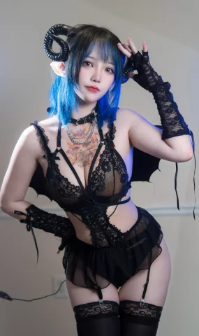 狐洛洛子  – 深蓝魅魔[27P]