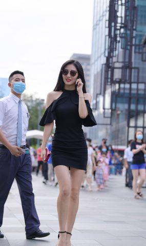 精选街拍作品 NO.1698 摄神街拍作品 – 小解解太有气质了[54P]