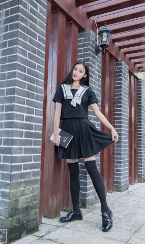 [SSA丝社]超清写真 NO.060 君君 JK至服游公园[111P]