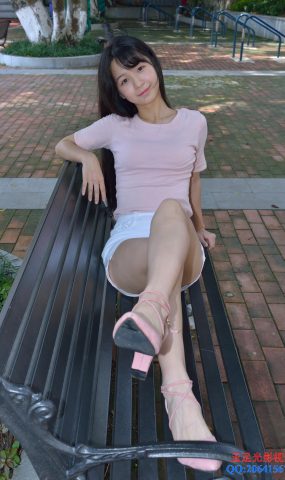 Ecologygreen摄影作品 NO.105 小甜超白嫩的玉足（第一套） [46P]