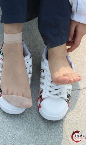 誉铭传媒080- 2017《八十》[89P]