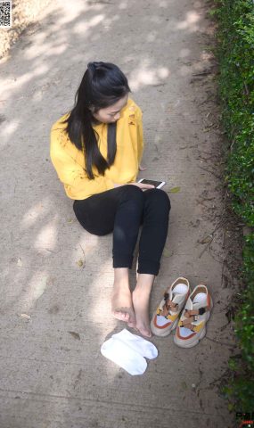 [只糖棉袜]NO.240 芊芊 草木对光阴的钟情[128P]