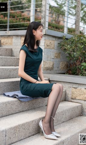 [SIW斯文传媒]VOL.069 水岸沉思-雯静