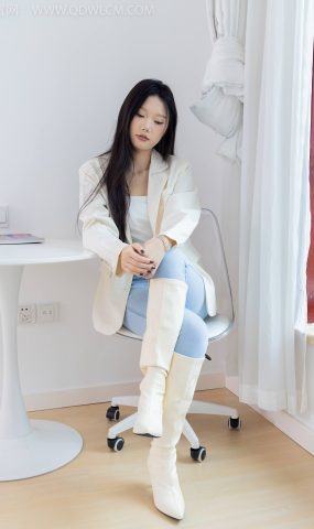 勿恋传媒 NO.1829 小竹-粉红花海[170P]