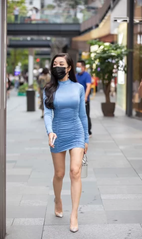 唯美街拍 NO.1057 韵味的包臀裙小解解 (1) [84P]
